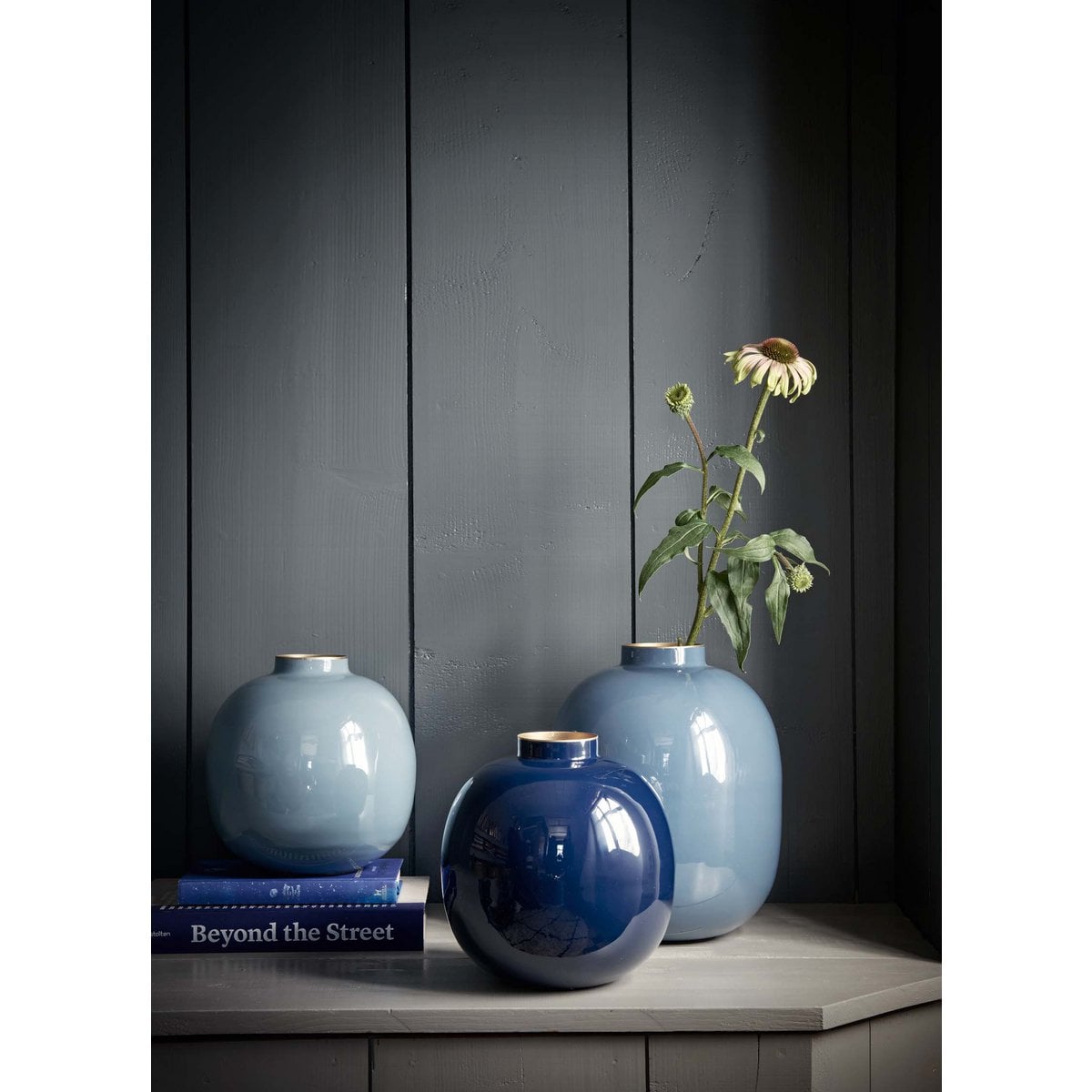 Vaas Metal Light Blue 23cm