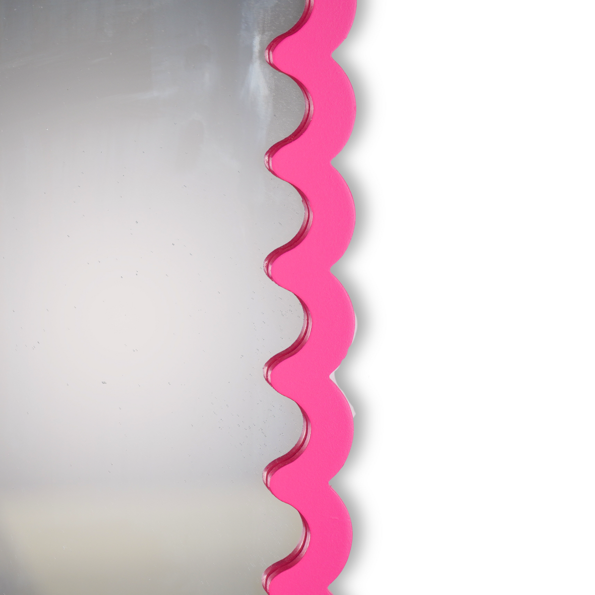 Spiegel - Wavey - Neon Roze - MDF - 33x43x1,5cm
