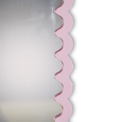 Spiegel - Wavey - Lichtroze - MDF - 24x33x1,5cm